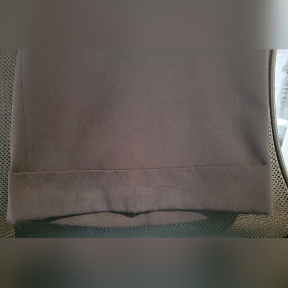 Lane Bryant cuffed black dressy capri pants (20) - Picture 7 of 7